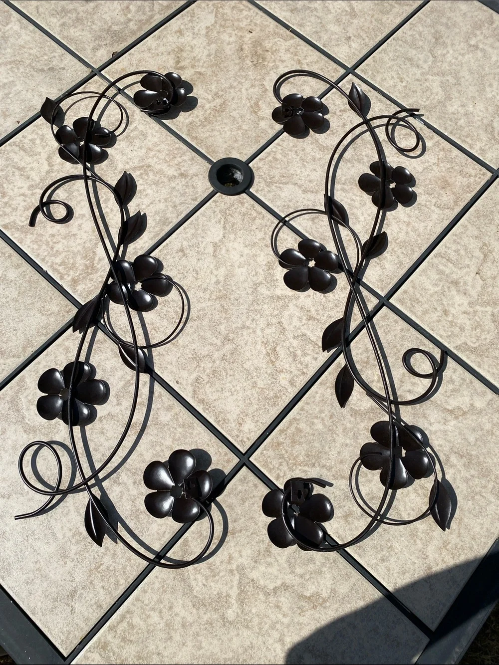 Decorative Metal Floral Vine Wall Art Set of 2 (11